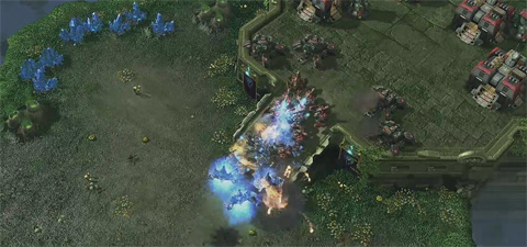 Starcraft 2: Heart of the Swarm - Battle Hellion