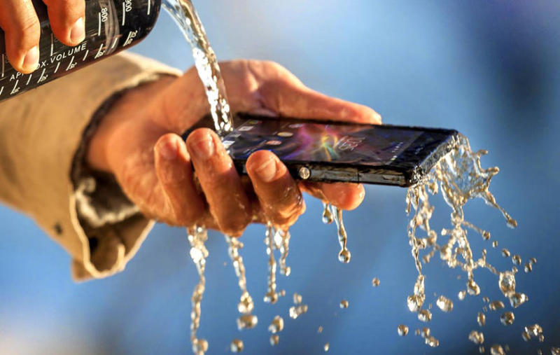sony-sign-xperia-water