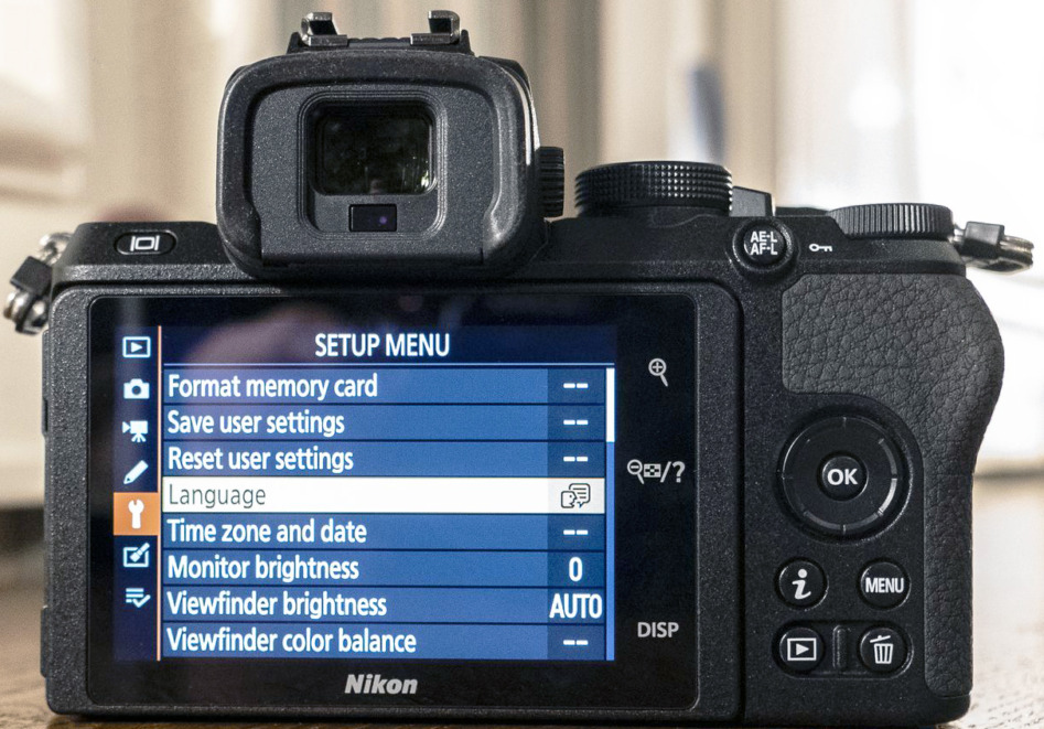 Z 50 – первая APS-C камера от Nikon