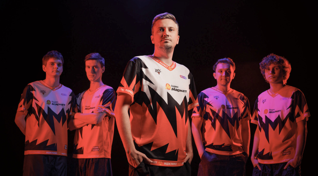 Team Yandex promo orange
